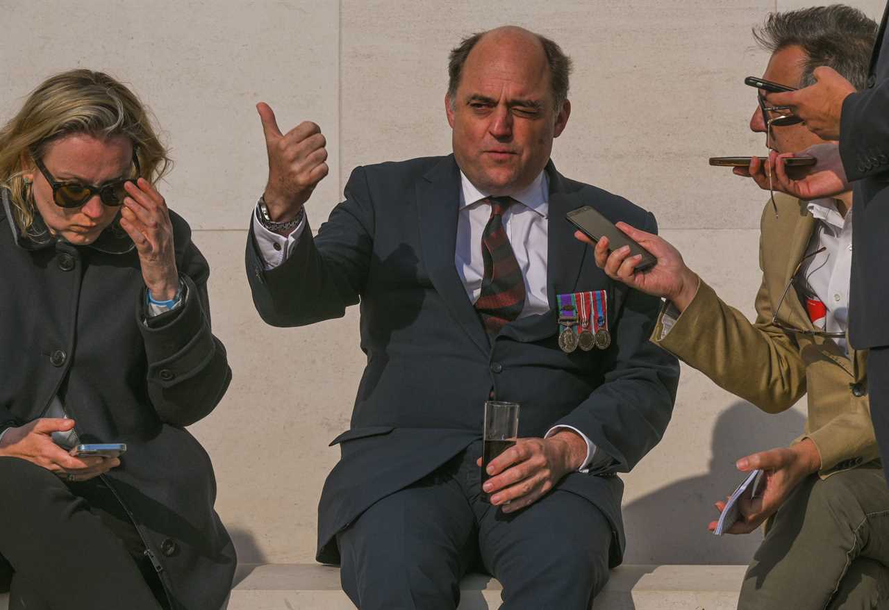 Ben Wallace compared to WWI general drinking wine by Tory MP