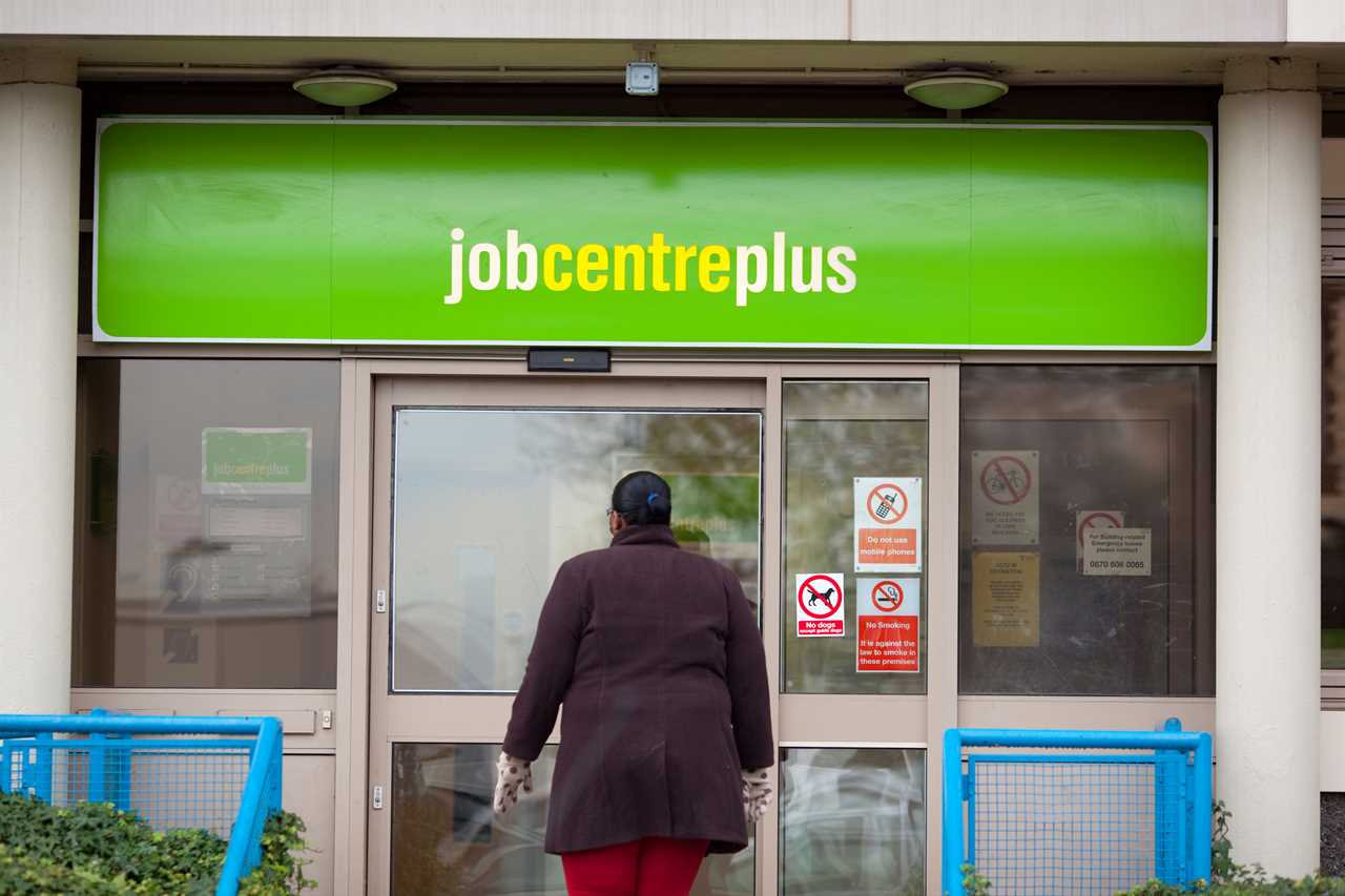 Work is good for mental health and chats at water coolers can boost wellbeing, says UK official