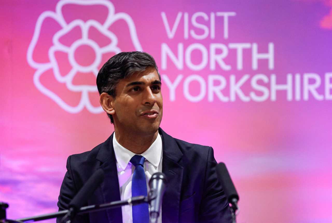 Rishi Sunak lands back in London ahead of resignation at Palace after Labour's victory