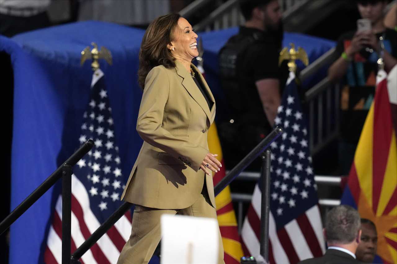 Kamala Harris stumbles at rally in Arizona, echoing Biden's infamous falls