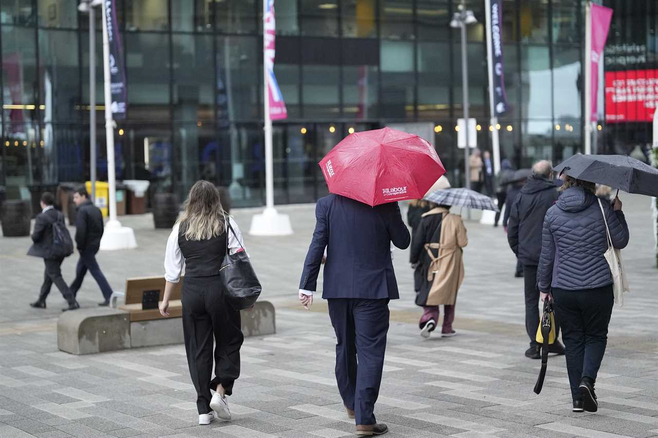 Labour Conference Erupts into Boos as Vote on Winter Fuel Cut Delayed