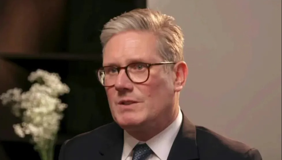 Squirming Keir Starmer refuses to apologise to OAP facing £40 bill hike