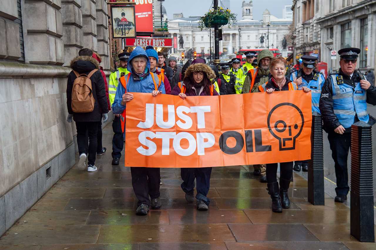 Keir Starmer pledges to prioritize planet and livelihoods over climate 'extremists'