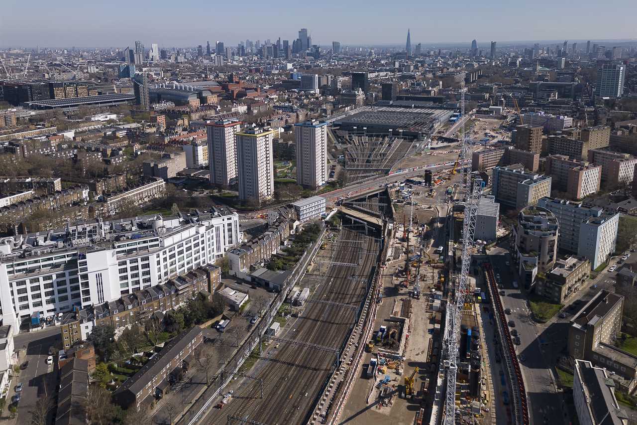 HS2 to run to Euston station, Transport Secretary suggests