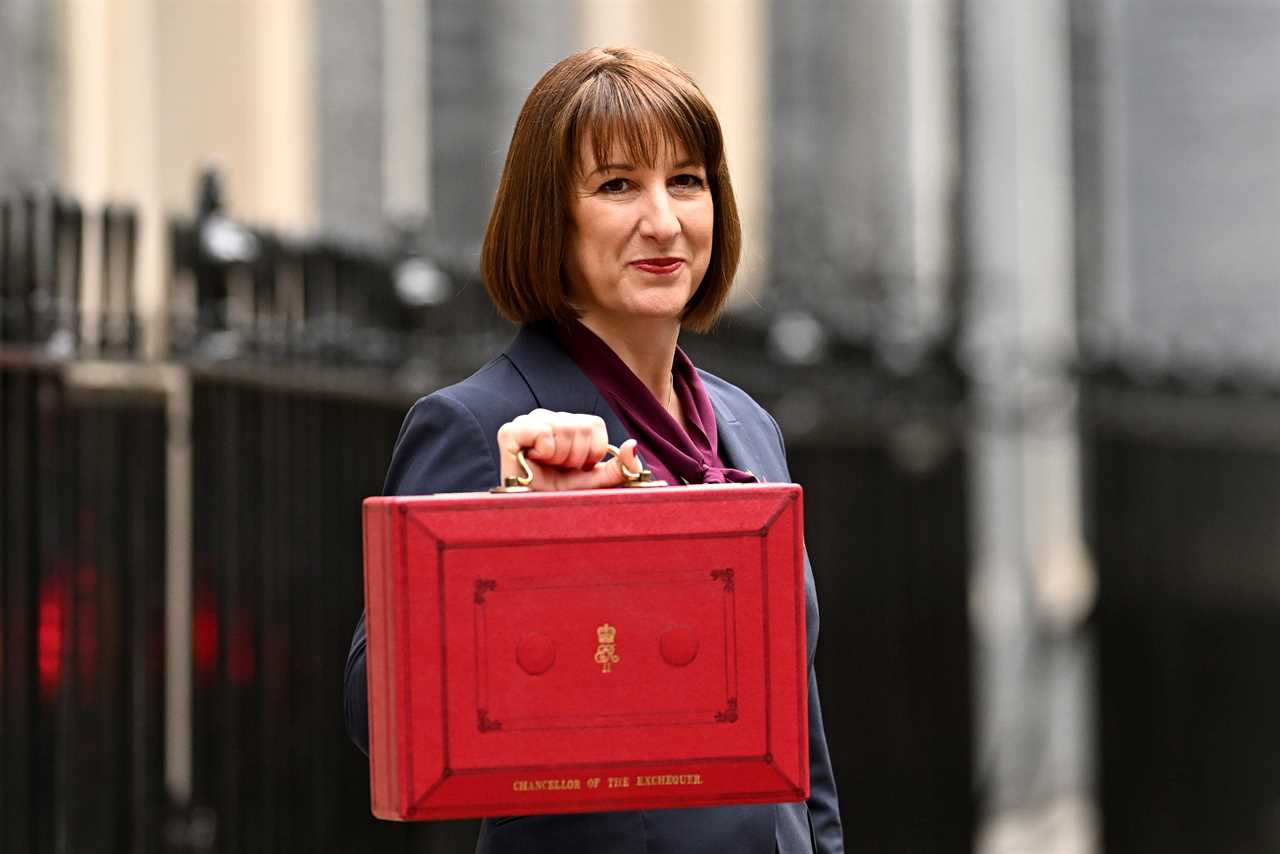 Rachel Reeves Accused of Misrepresenting Work Experience at Bank of England