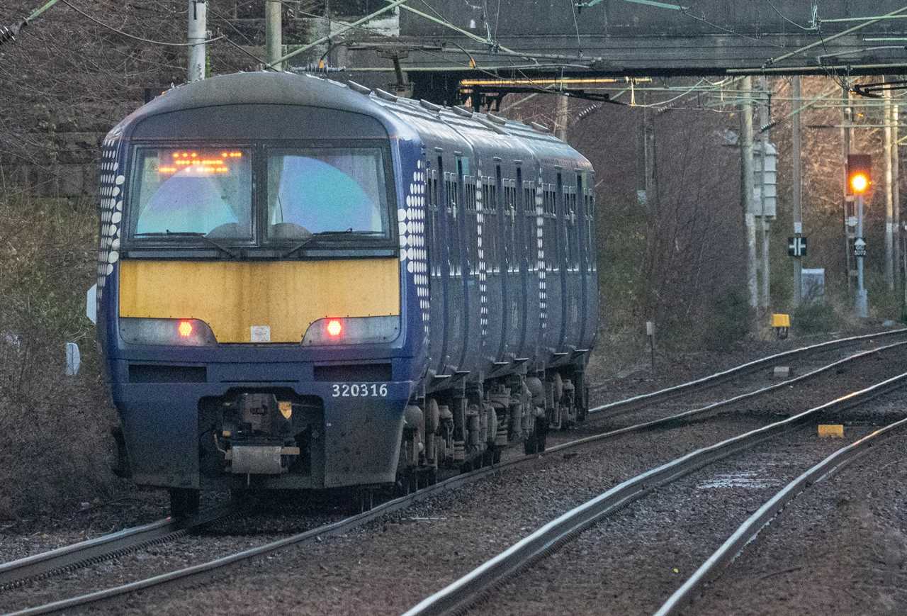 Labour's Pay Deal for Train Drivers to Disrupt Christmas Travel, Admits Transport Secretary