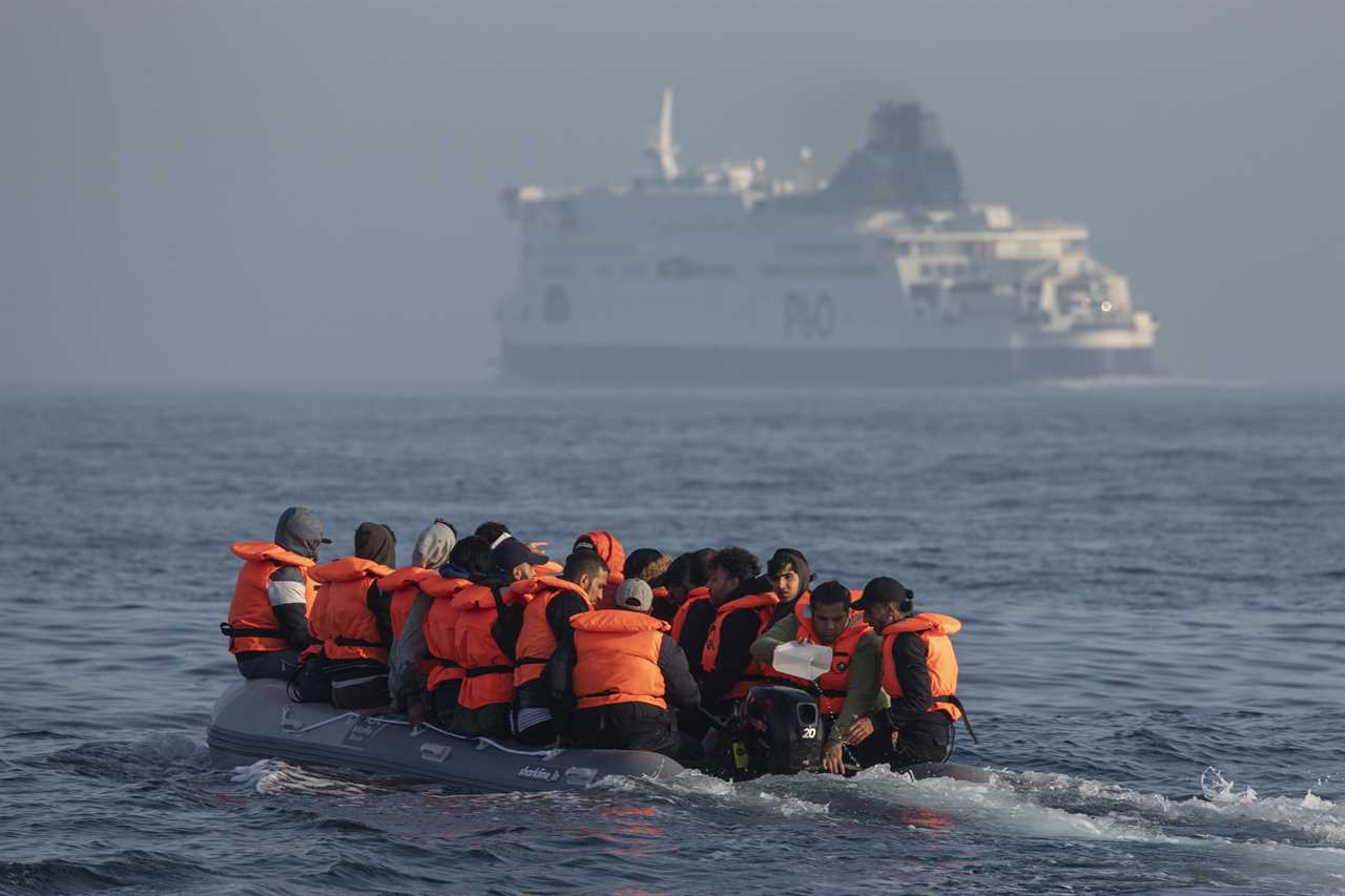 Milestone reached as over 150,000 illegal migrants arrive on UK shores