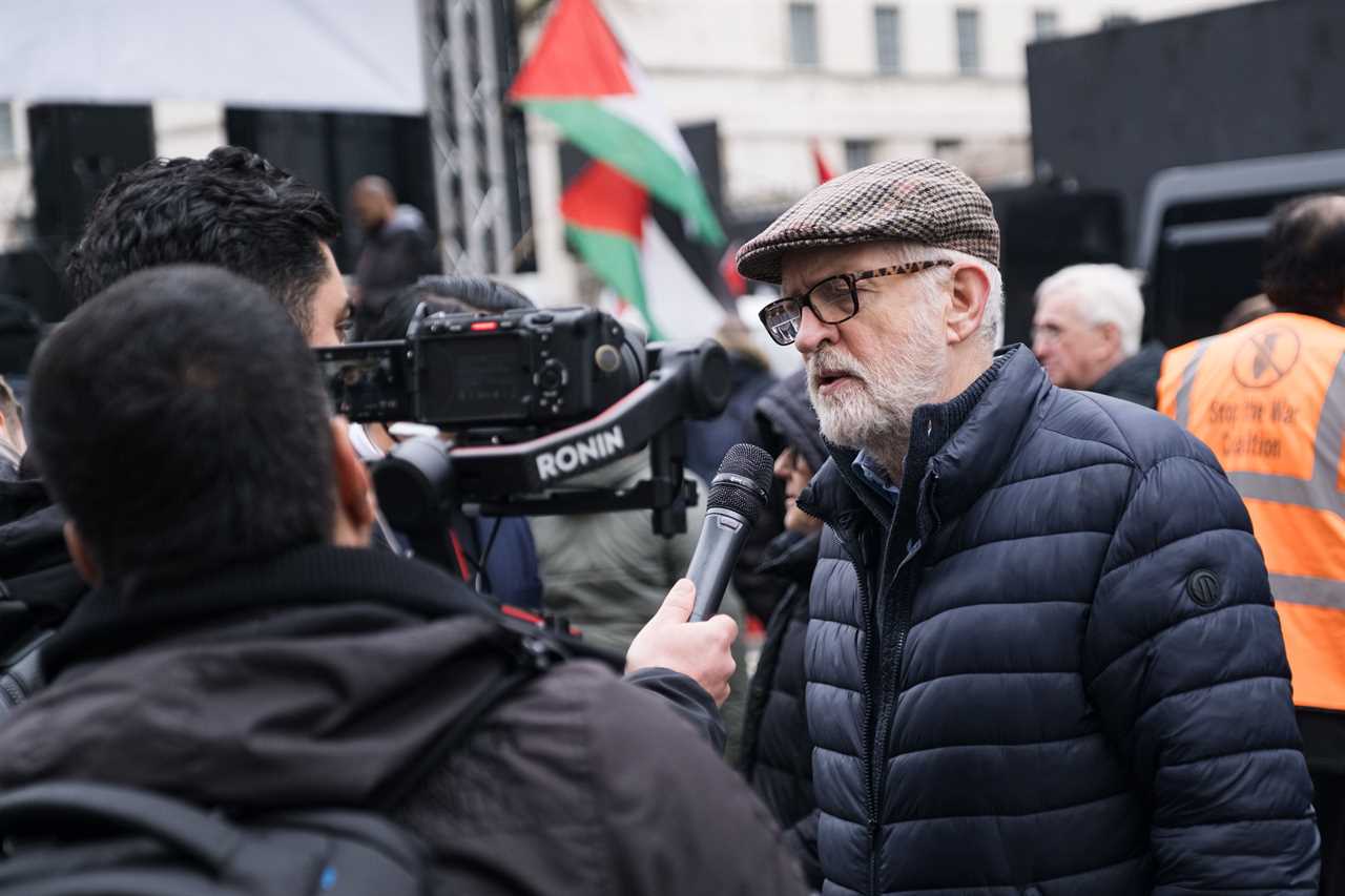 Jeremy Corbyn and John McDonnell to be Quizzed by Cops After Pro-Palestine Rally