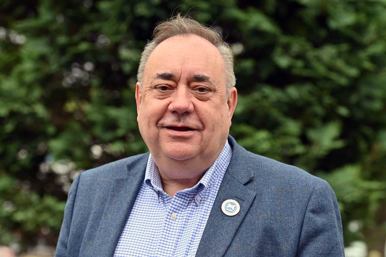 Former First Minister Alex Salmond Dies Without Will, Leaving Widow Facing Inheritance Challenges