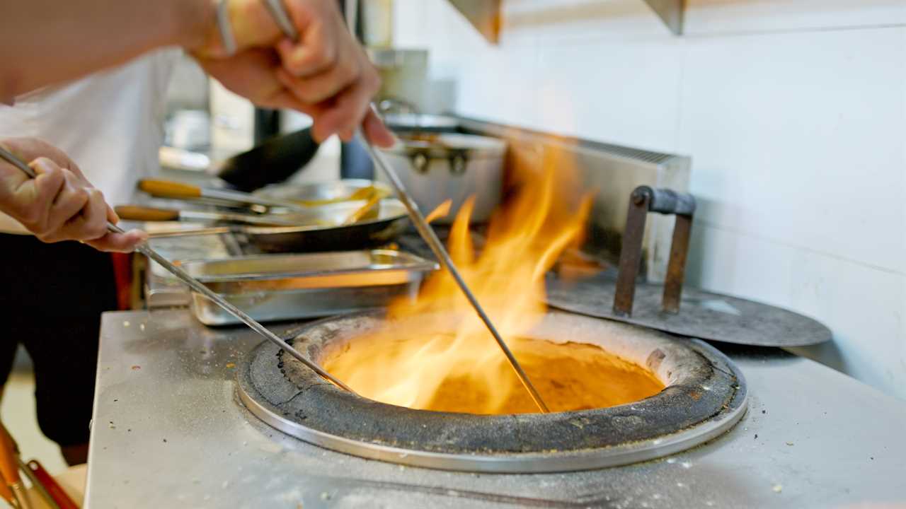 The Intersection of Net Zero Goals and Cultural Cuisine: Challenges Facing British Curry Houses