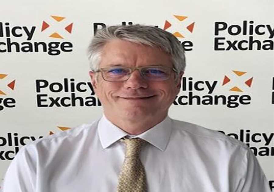 Reforming Civil Service: A Call for Efficiency and Savings
