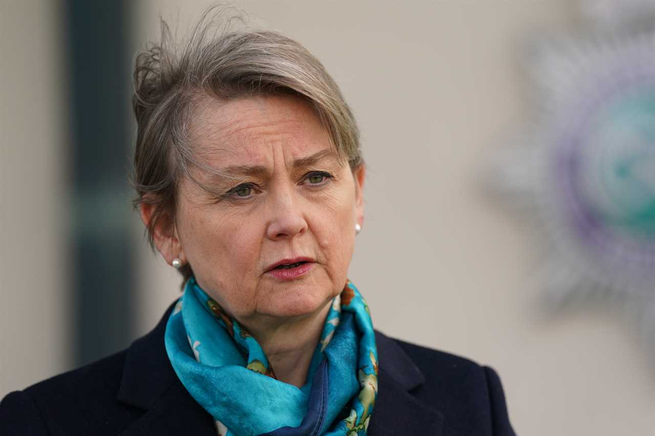 Financial Incentive Propels Home Office Towards Swift Reduction of Migrant Hotel Costs