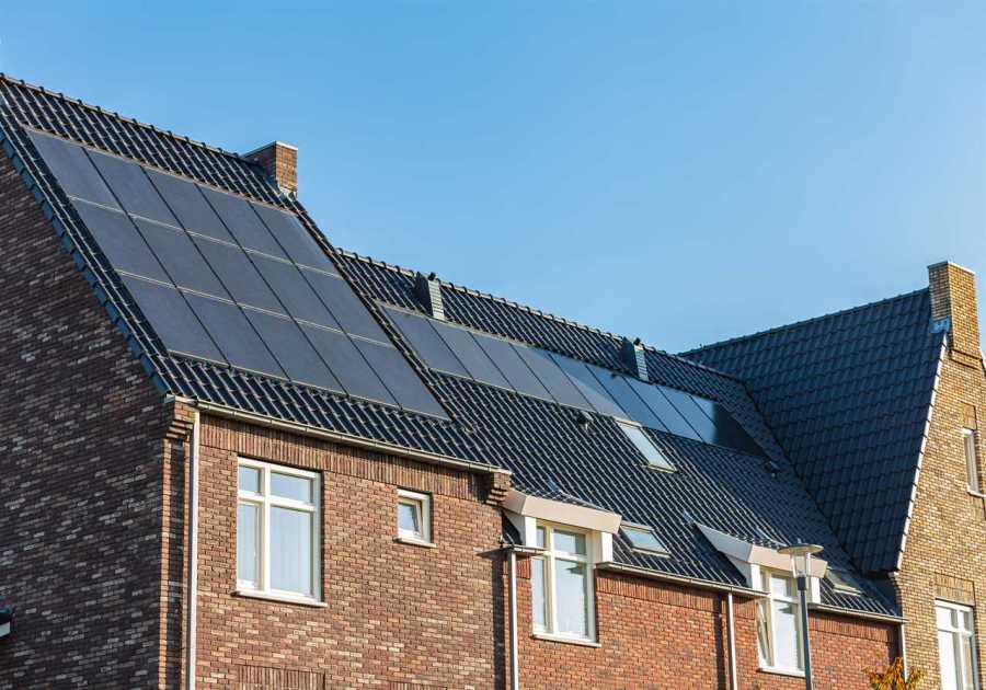 Analysis: Mandatory Solar Panels on New-Build Homes in England Set to Transform Green Policies