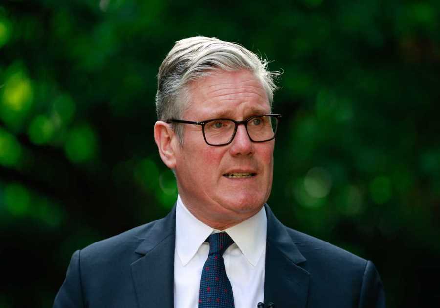 Sir Keir Starmer Firm on Benefits Reform Amid Labour Backlash: A Complex Standoff Unfolds