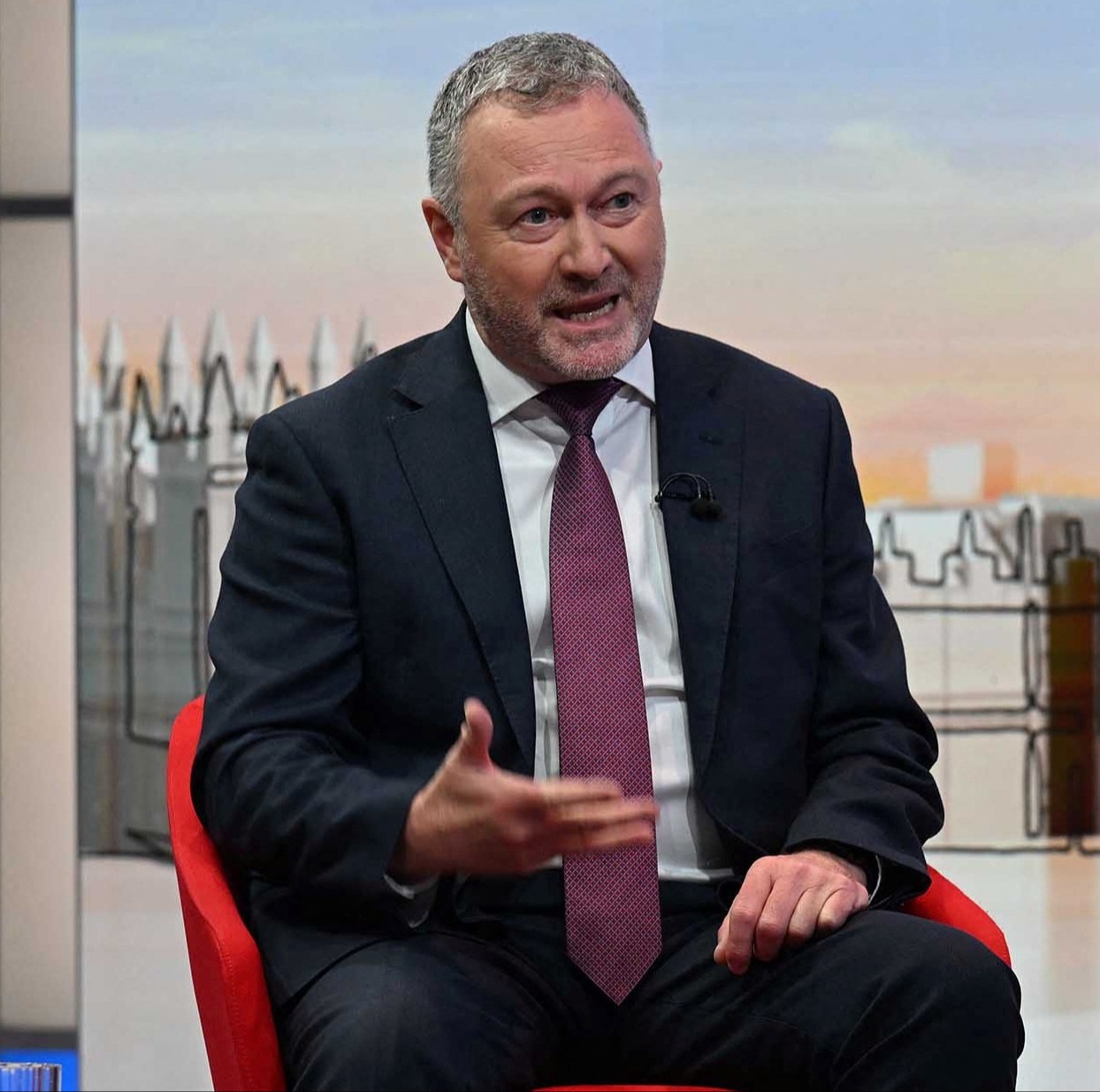 Analysis: Environment Secretary Criticises Southern Water CEO's £691,000 Pay Increase
