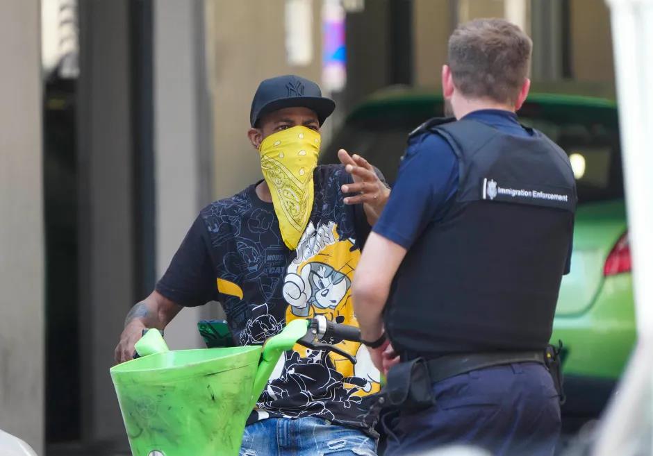 Labour Council Initiative Offers Asylum Seekers Reduced-Price Lime Bikes and E-Scooters