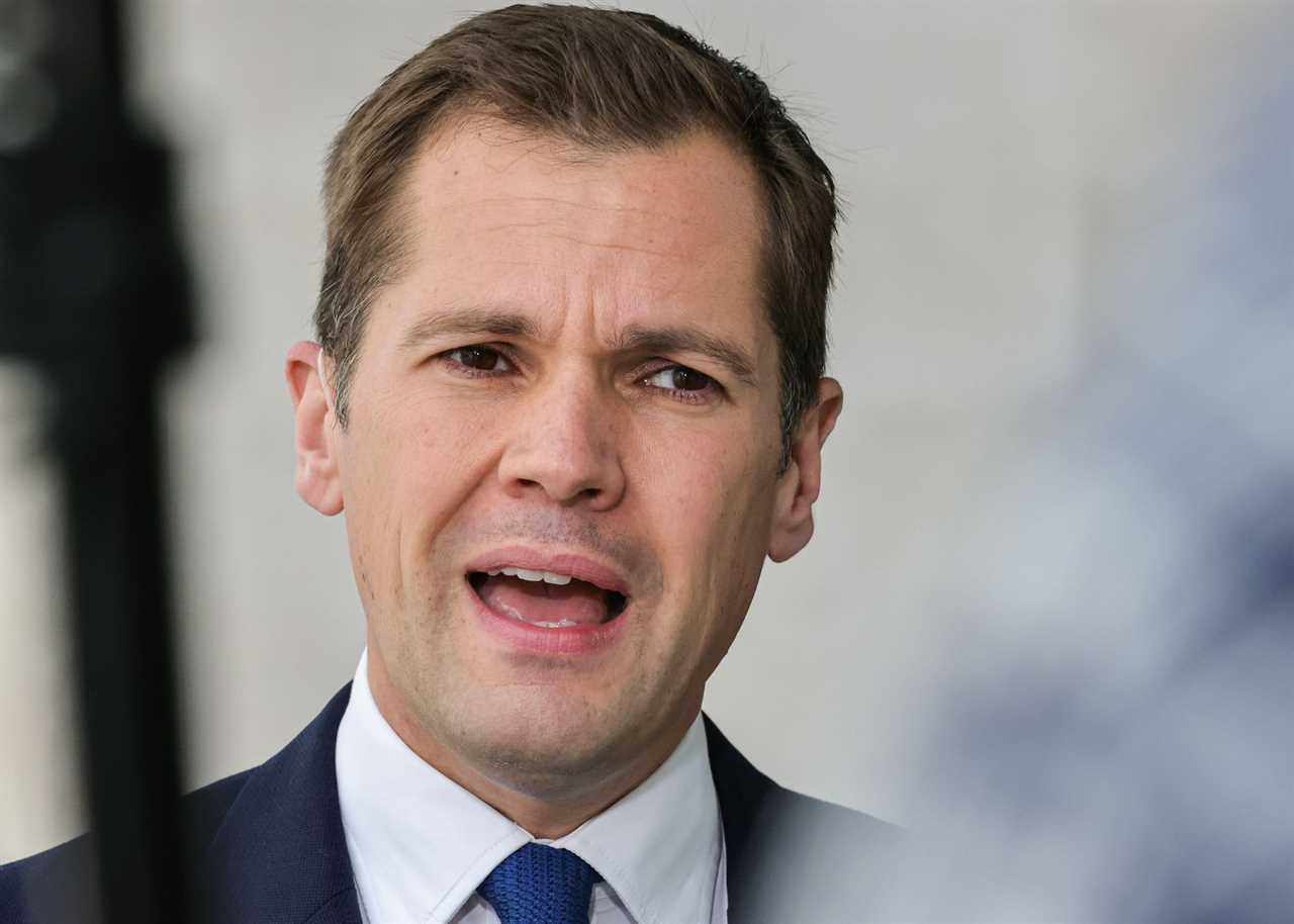 Analysis: Robert Jenrick Criticizes BBC Over Migrant Fear Accusations