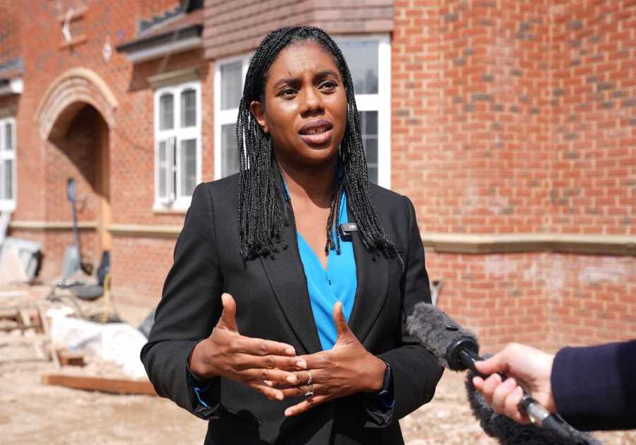 Kemi Badenoch Challenges Keir Starmer on Tax Policy Amid Economic Uncertainty